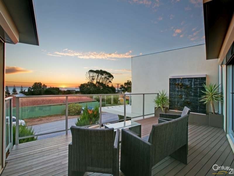 62 Roy Terrace, Christies Beach SA 5165