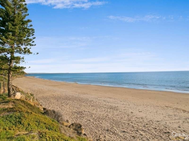 62 Roy Terrace, Christies Beach SA 5165