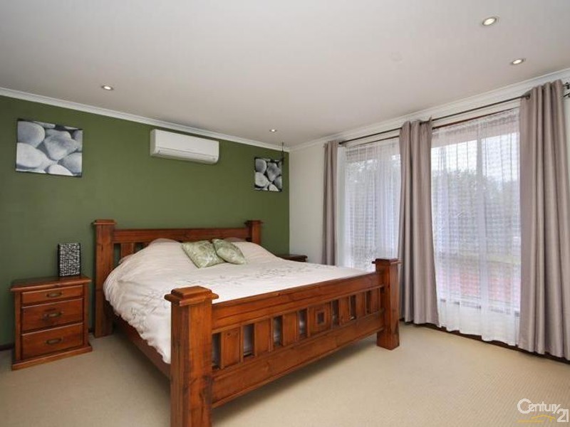 3 Emmanuel Court, Christie Downs SA 5164