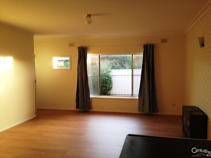 2/15 Munro Street, Seaton SA 5023