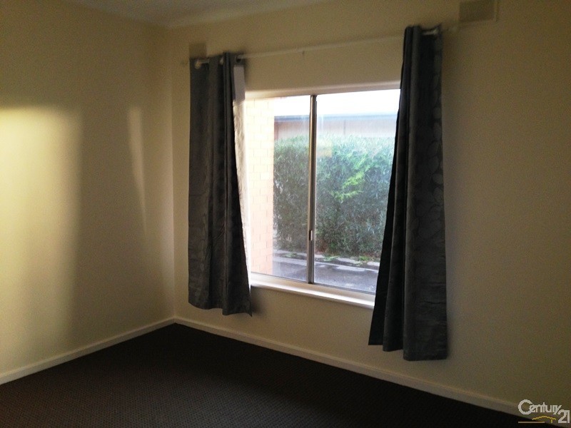 2/15 Munro Street, Seaton SA 5023