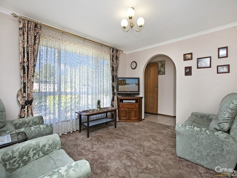 16 ALLMAN AVE, Woodcroft SA 5162