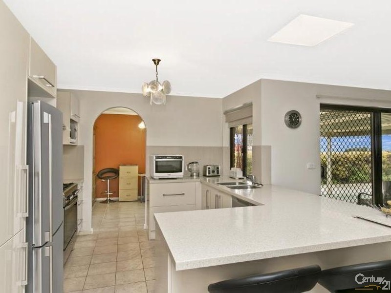 100 Barramundi Drive, Hallett Cove SA 5158