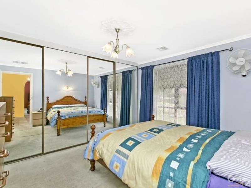 100 Barramundi Drive, Hallett Cove SA 5158