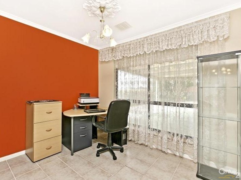 100 Barramundi Drive, Hallett Cove SA 5158
