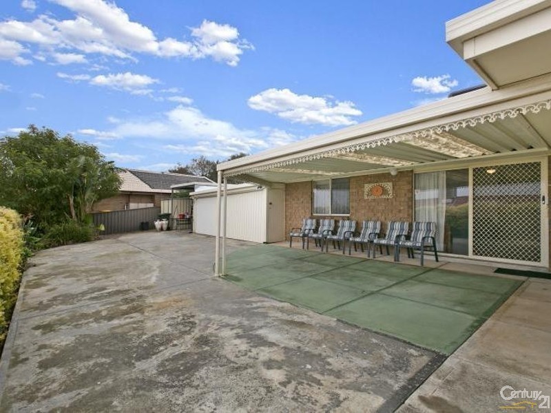 100 Barramundi Drive, Hallett Cove SA 5158