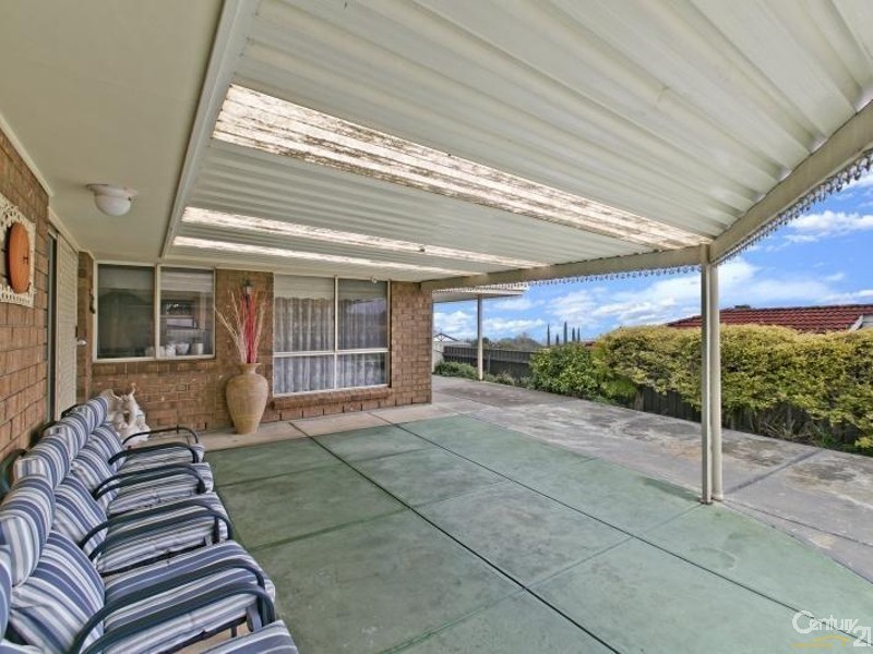 100 Barramundi Drive, Hallett Cove SA 5158