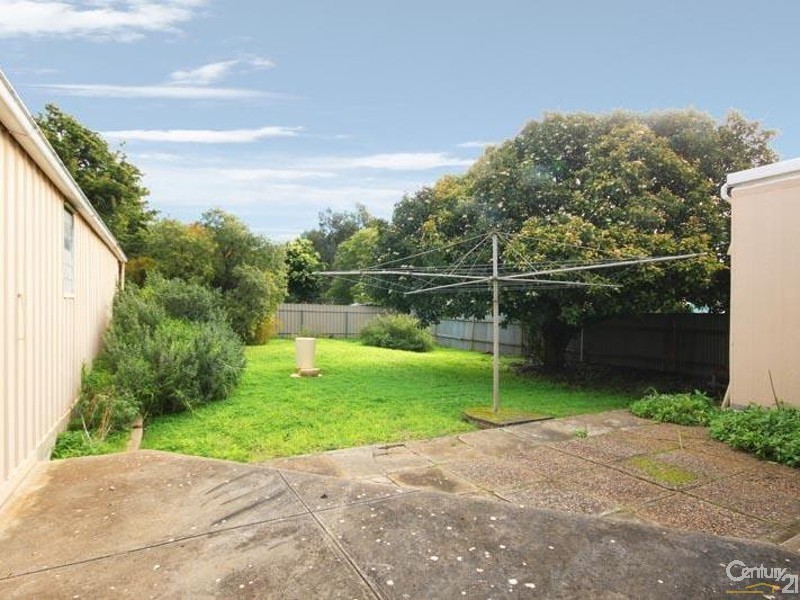 4 Seaforth Avenue, Dover Gardens SA 5048