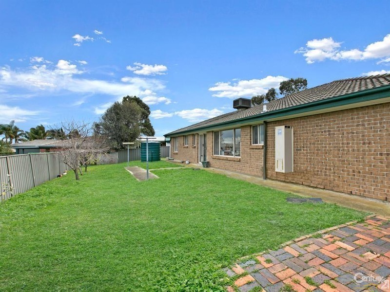 4 Cosgrove Crescent, Old Reynella SA 5161