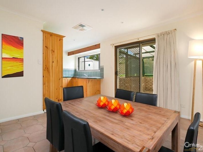 4 Lorikeet Court, Happy Valley SA 5159
