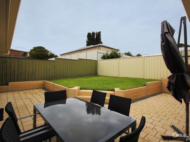 28A Naldera Crescent, Seacliff Park SA 5049