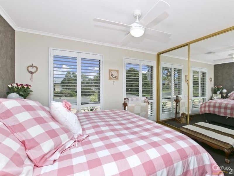 31 Barrdickson Avenue, Happy Valley SA 5159