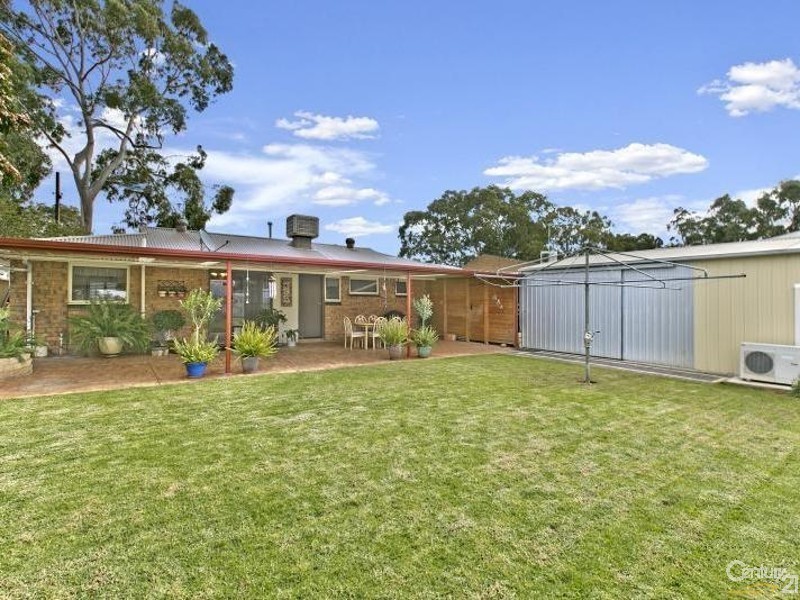 31 Barrdickson Avenue, Happy Valley SA 5159