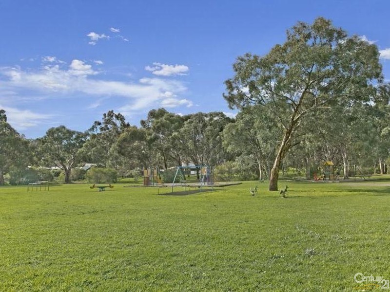 31 Barrdickson Avenue, Happy Valley SA 5159