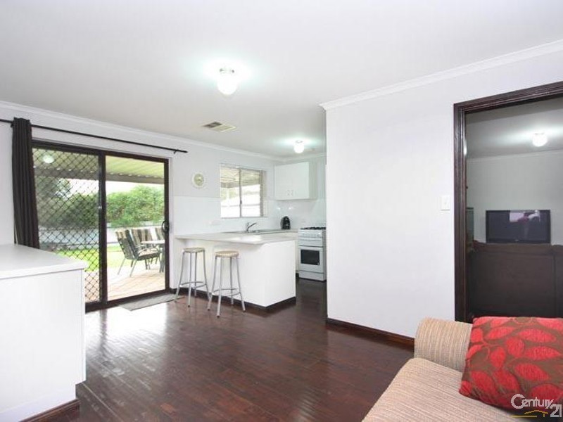 13 Montreal Street, Morphett Vale SA 5162