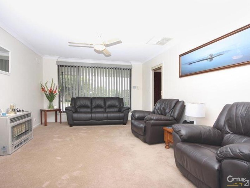15 Wahratta Avenue, Morphett Vale SA 5162