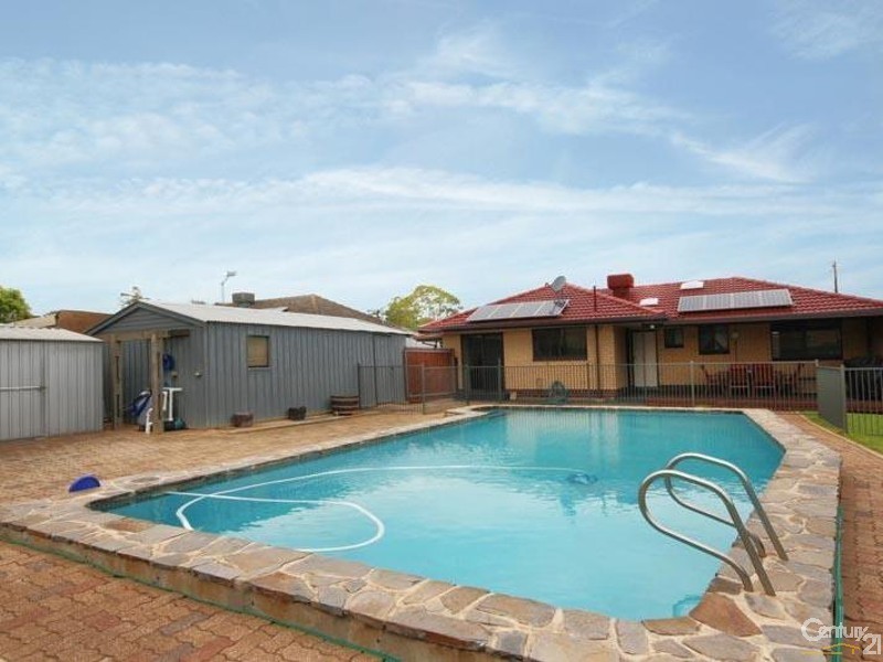 15 Wahratta Avenue, Morphett Vale SA 5162