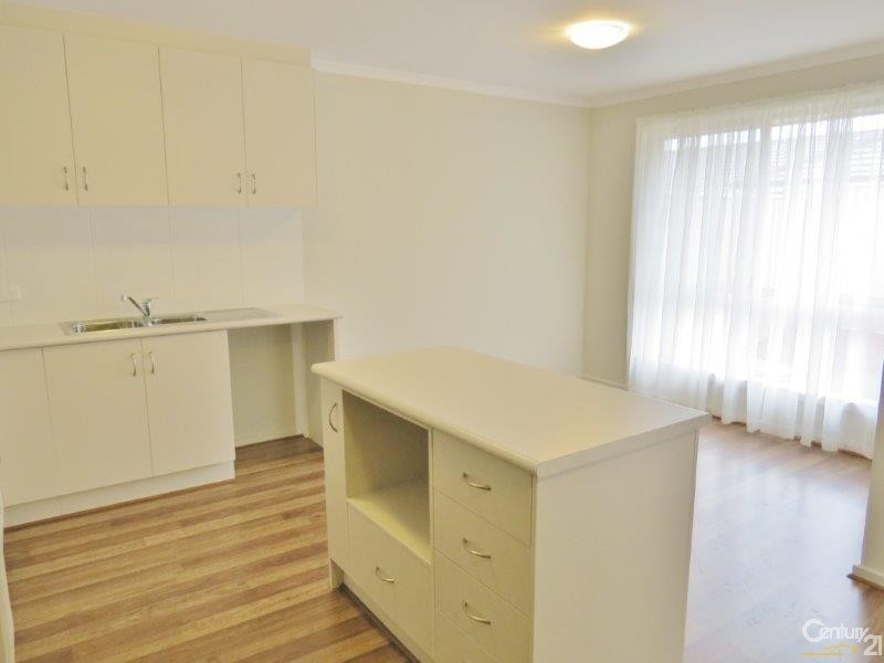 10/12 Windsong Court, Morphett Vale SA 5162