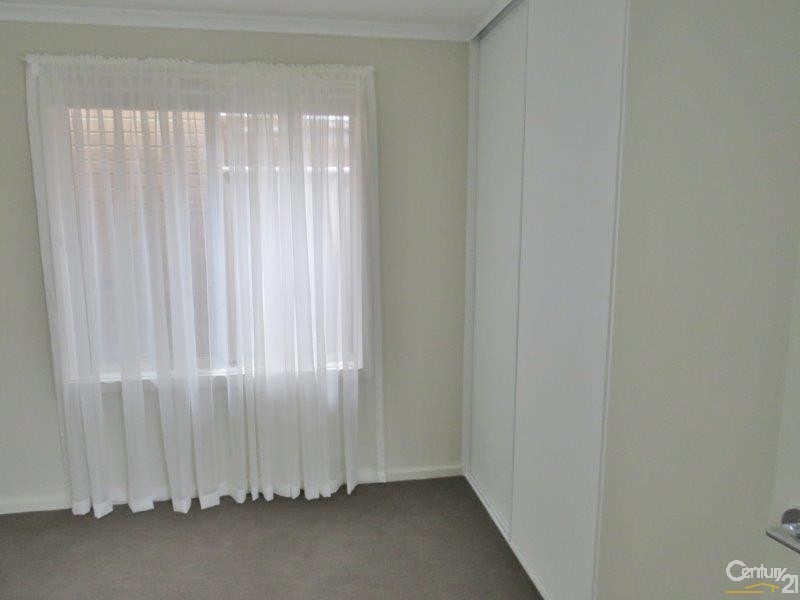 10/12 Windsong Court, Morphett Vale SA 5162