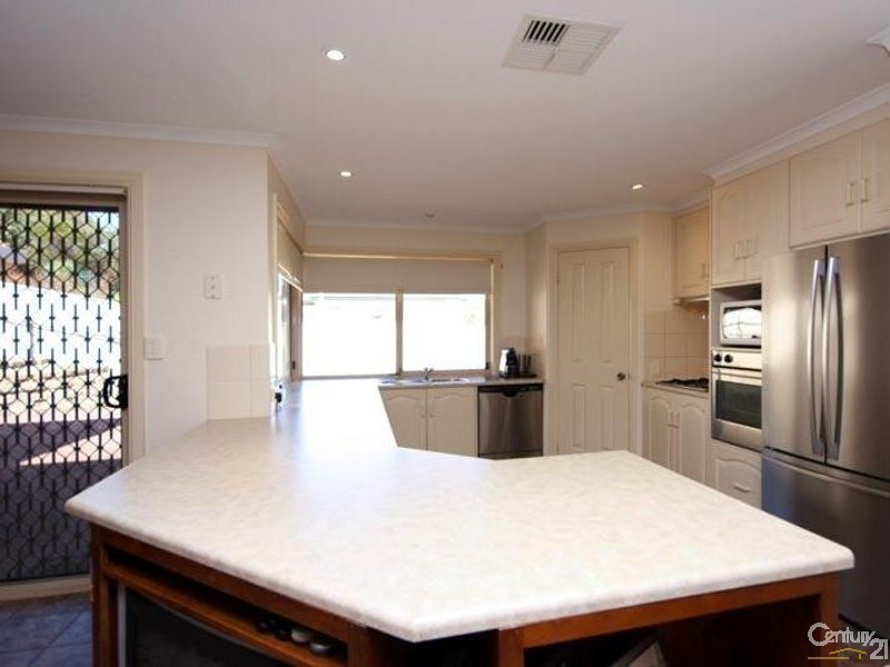 54 Glendale Drive, Flagstaff Hill SA 5159