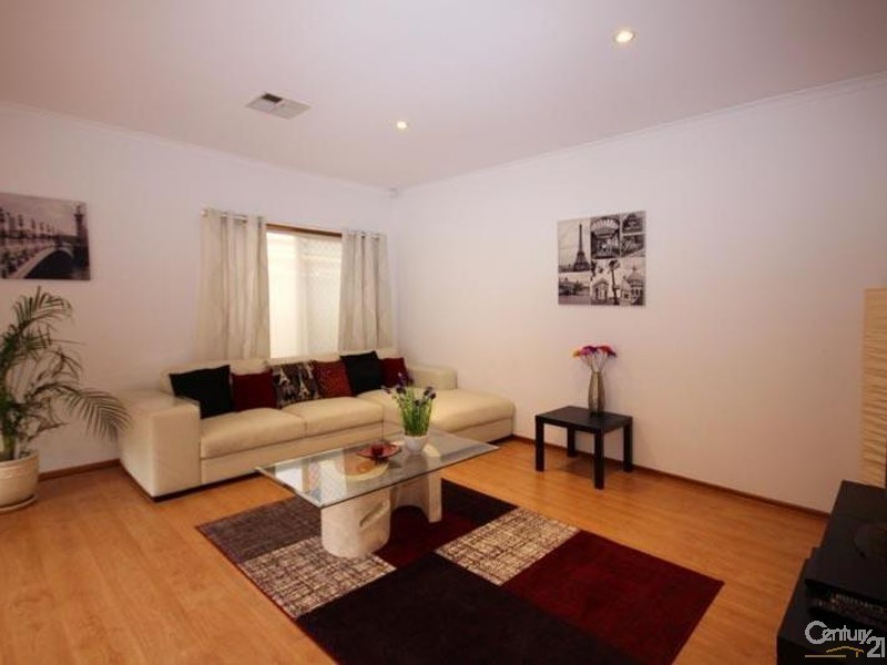 6 Grove Avenue, Everard Park SA 5035