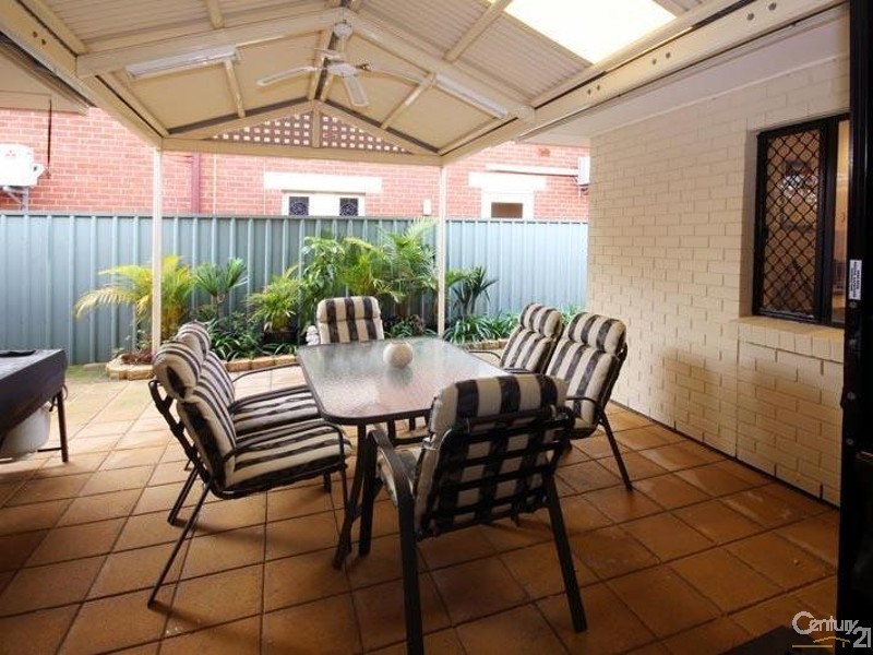 6 Grove Avenue, Everard Park SA 5035