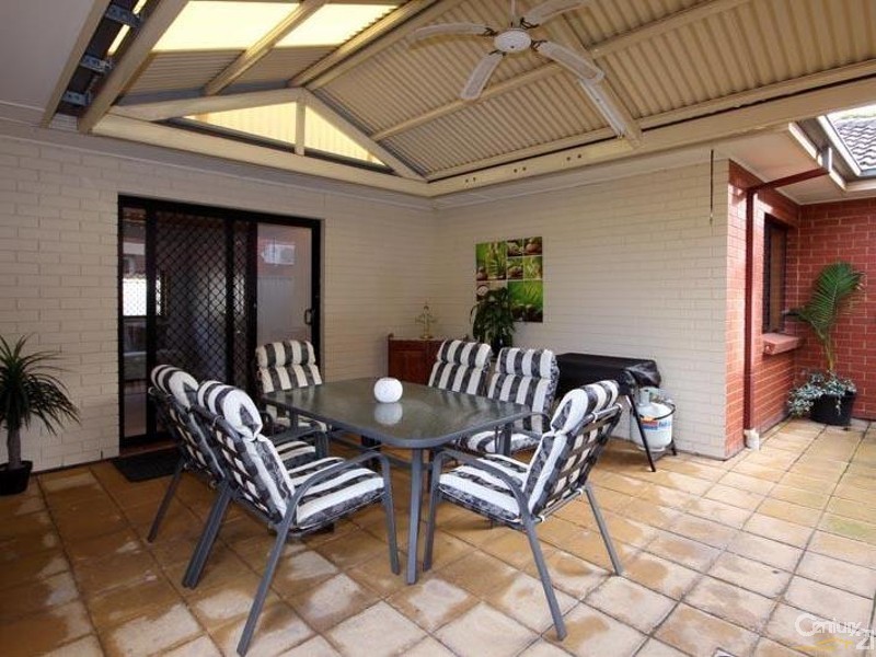 6 Grove Avenue, Everard Park SA 5035