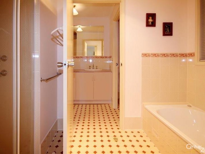 14 Maldon Avenue, Mitchell Park SA 5043