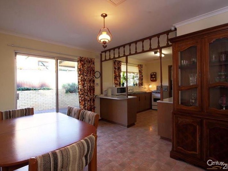 1 Glenburnie Street, Happy Valley SA 5159