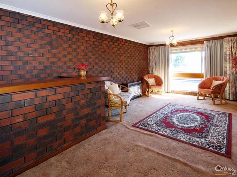 1 Glenburnie Street, Happy Valley SA 5159