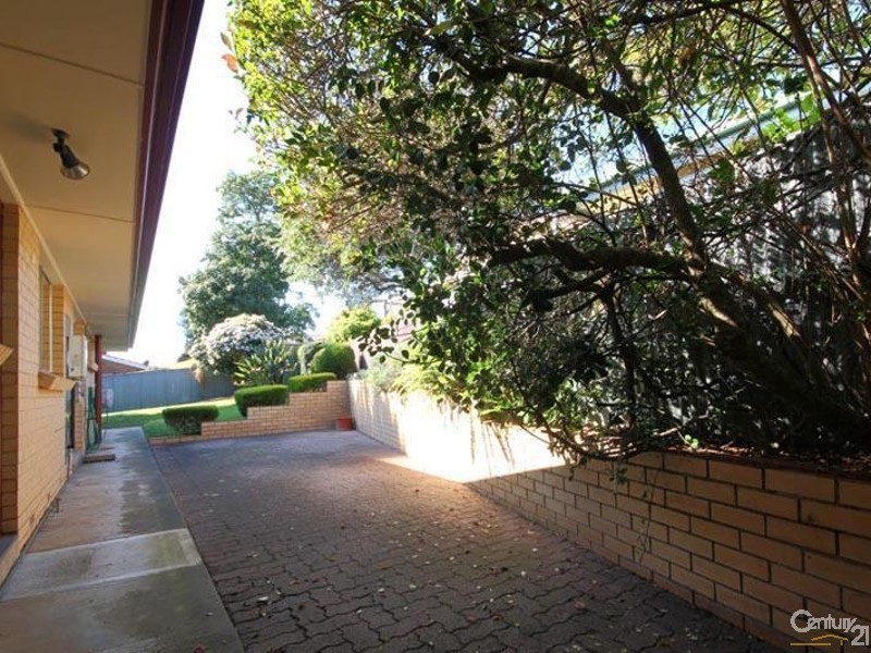 1 Glenburnie Street, Happy Valley SA 5159