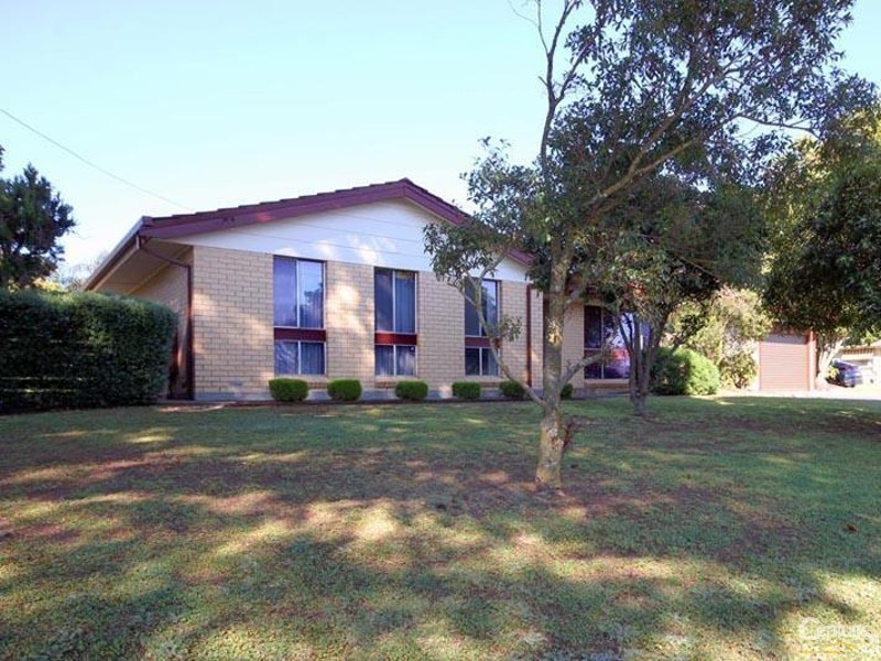 1 Glenburnie Street, Happy Valley SA 5159