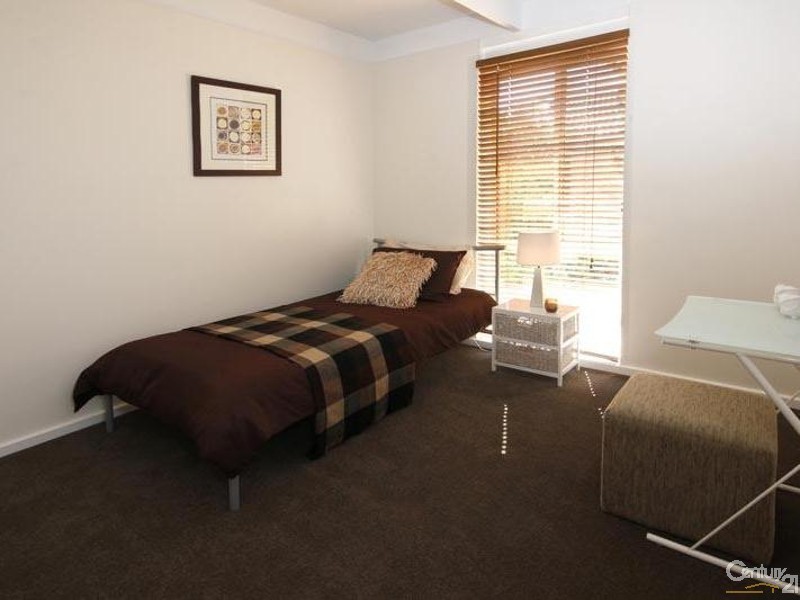 37 Kalgoorlie Avenue, Port Noarlunga South SA 5167