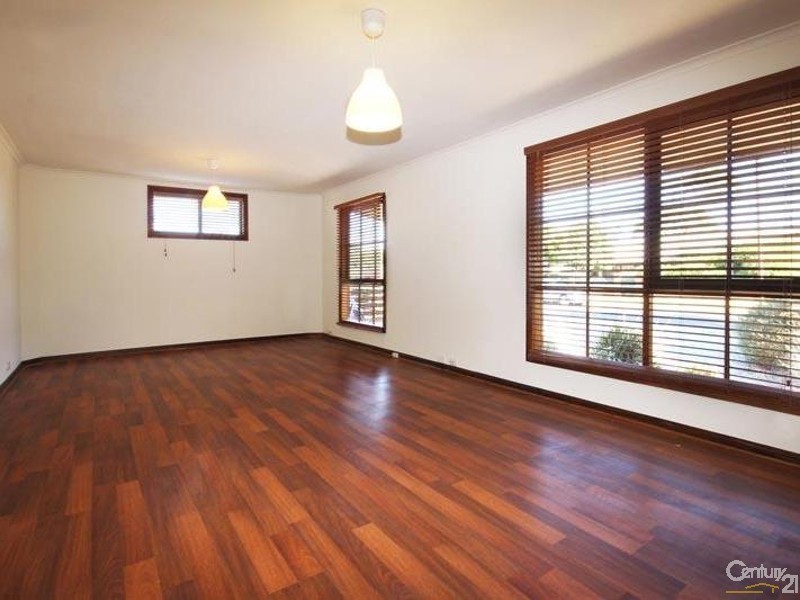 6 Lyndhurst Road, Seaford SA 5169