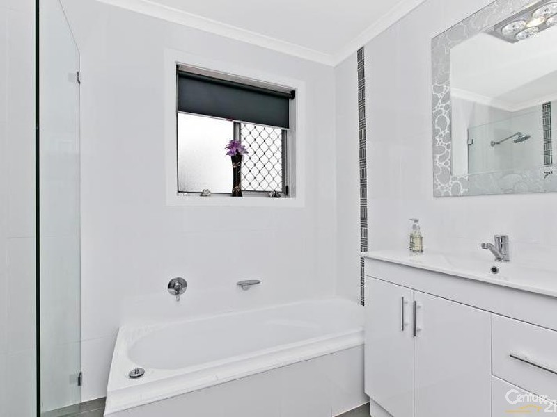 56 Young Street, Reynella SA 5161