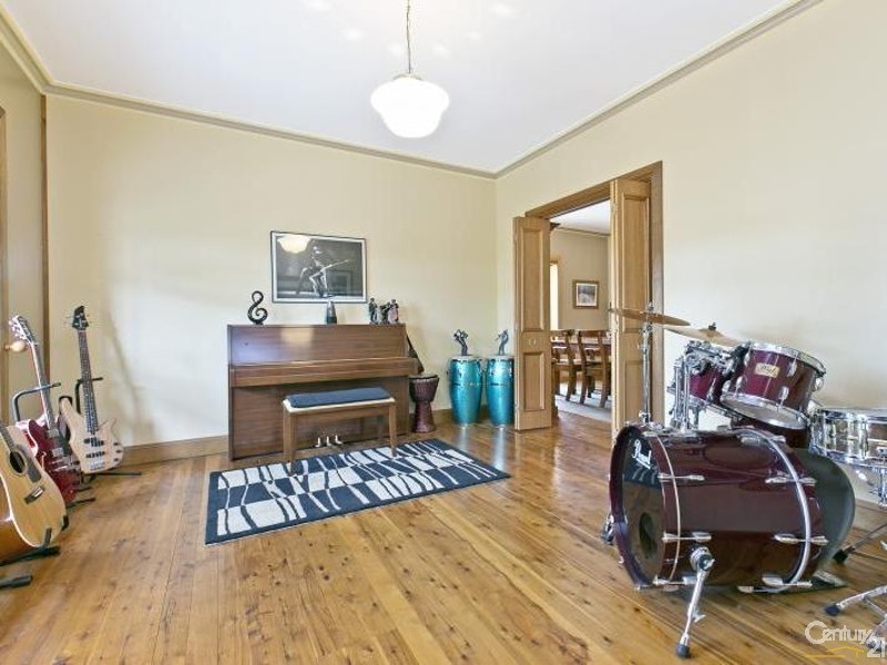 6 Mount Malvern Road, Chandlers Hill SA 5159