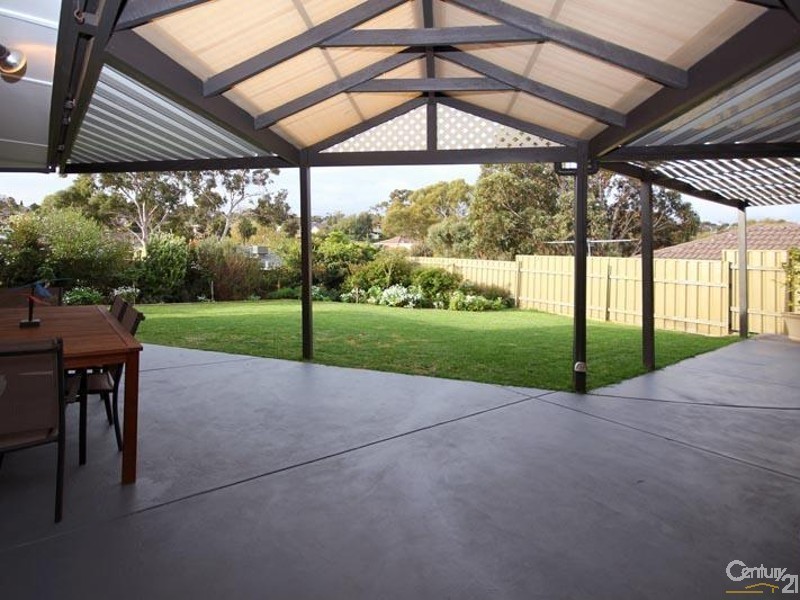 19 Glenthorn Crescent, O’halloran Hill SA 5158