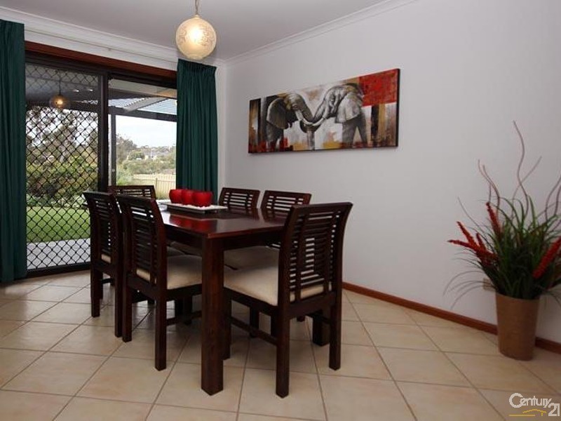 19 Glenthorn Crescent, O’halloran Hill SA 5158