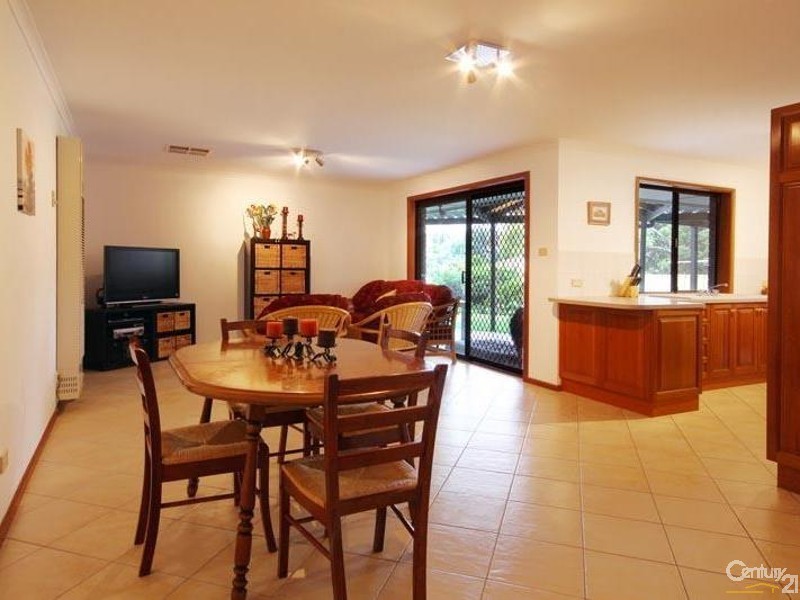 19 Glenthorn Crescent, O’halloran Hill SA 5158