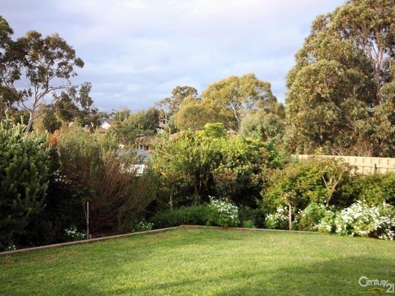 19 Glenthorn Crescent, O’halloran Hill SA 5158