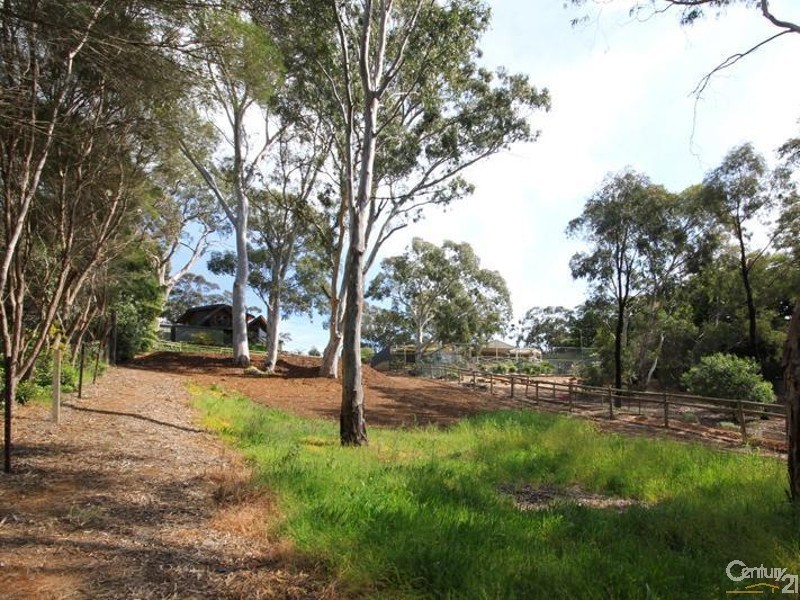 75A Oakridge Road, Aberfoyle Park SA 5159