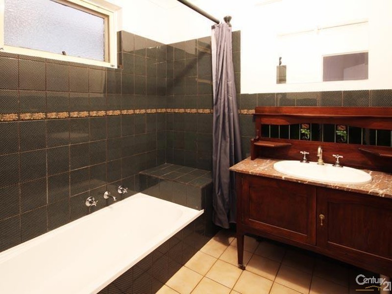 2 Tiller Drive, Seaford SA 5169