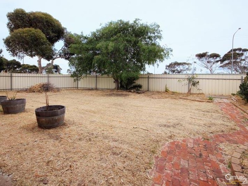 2 Tiller Drive, Seaford SA 5169