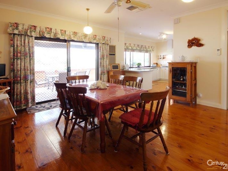 44 McHarg Road, Happy Valley SA 5159