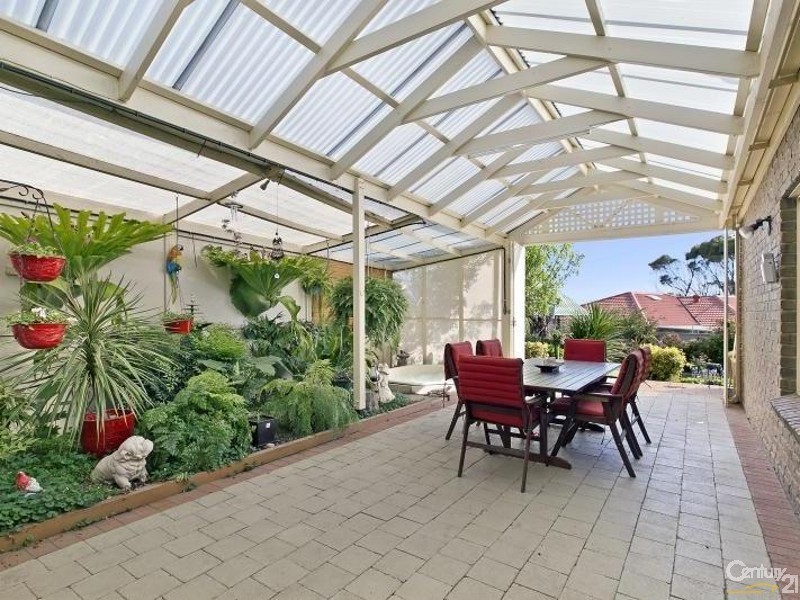 47 Clearwater Crescent, Seaford Rise SA 5169