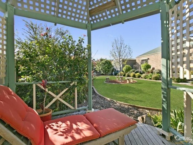 47 Clearwater Crescent, Seaford Rise SA 5169