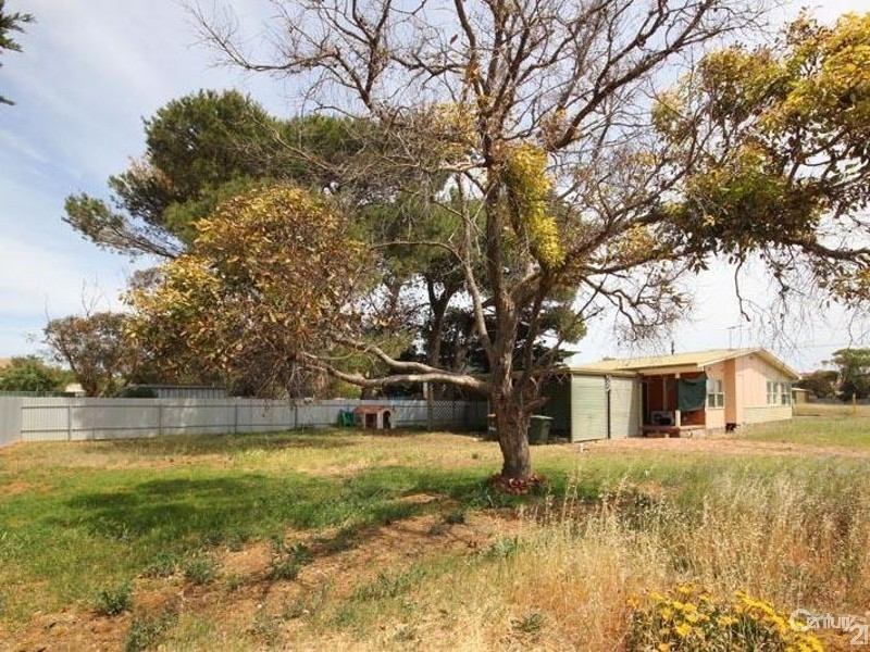 1 Wellington Avenue, Sellicks Beach SA 5174