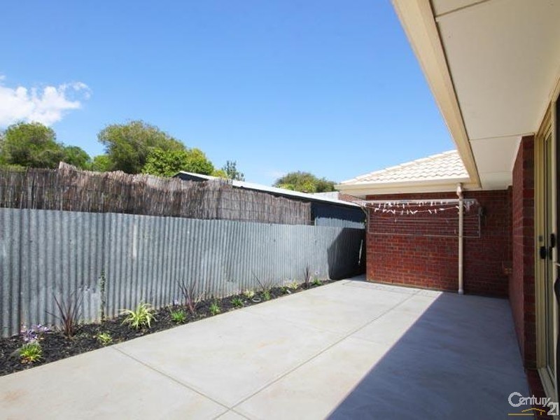 8 Prince Charles Street, Morphett Vale SA 5162