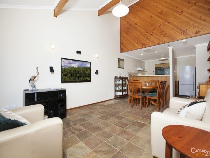 2/21 Herrings Lane, Happy Valley SA 5159