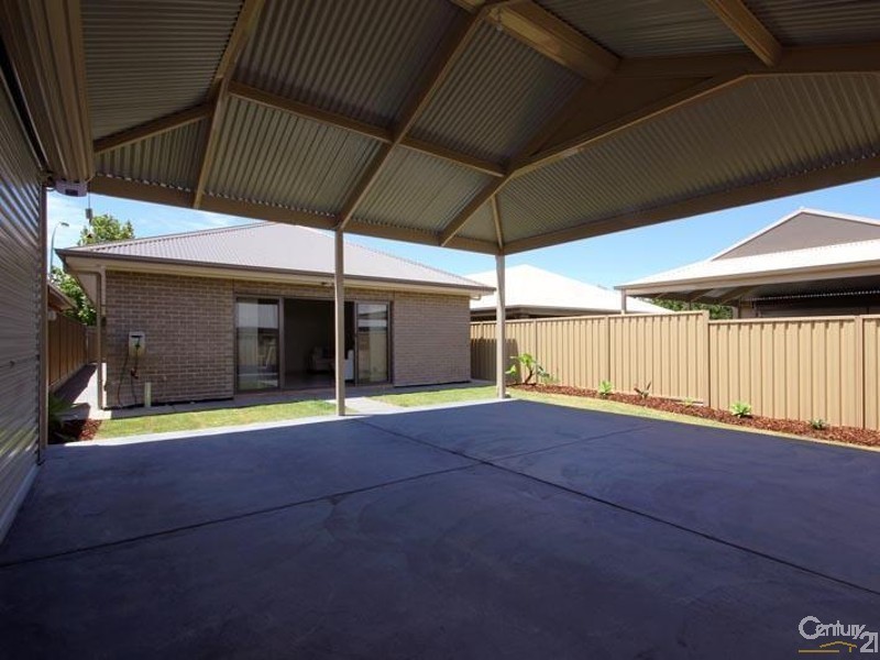 677A Grand Boulevard, Seaford Meadows SA 5169